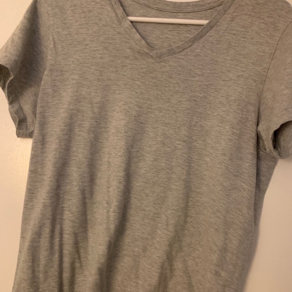 V-neck top - Picture 2 of 4